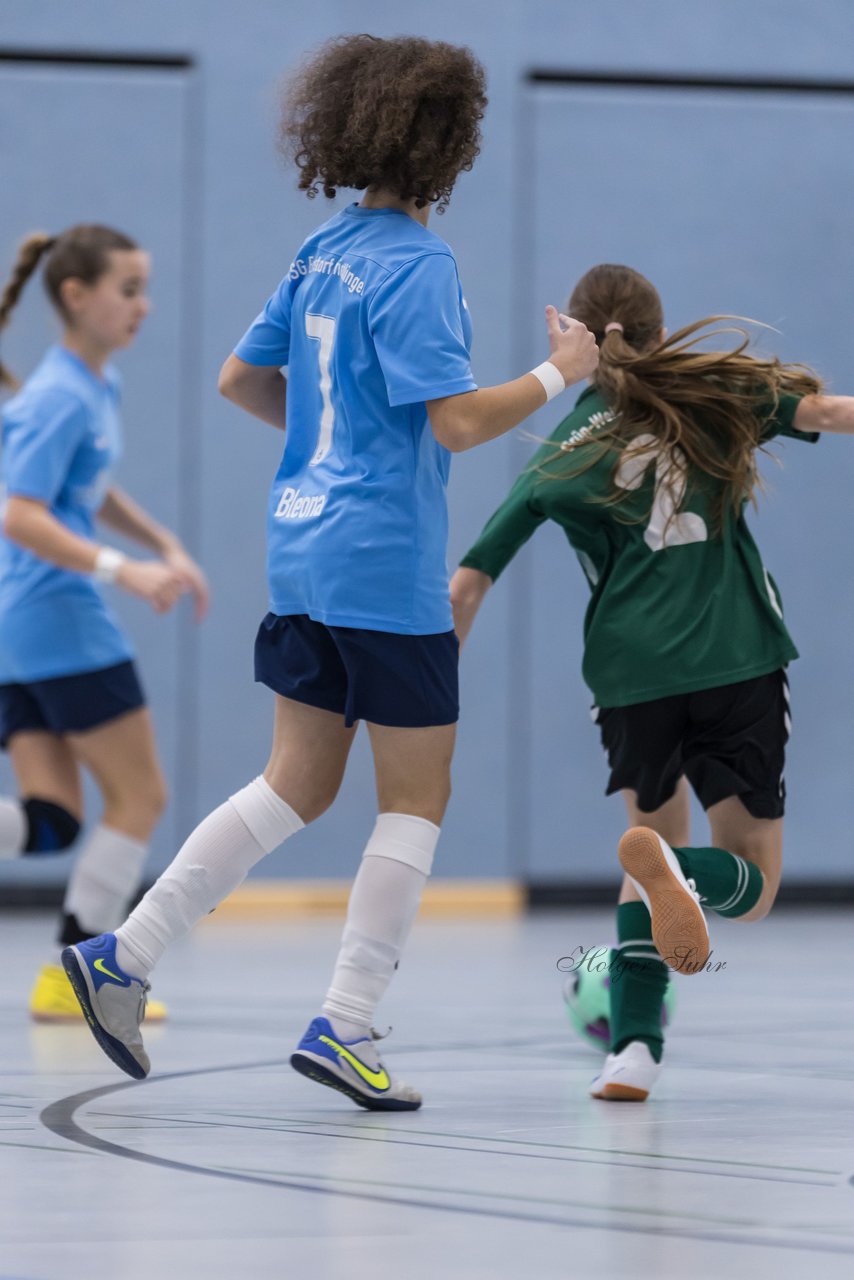 Bild 196 - C-Juniorinnen 2 Loewinnen Cup